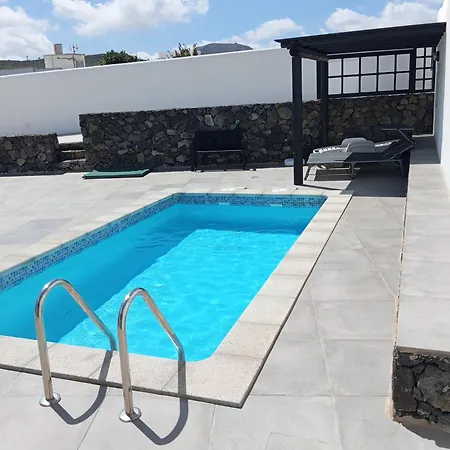 Casa vacanze La Tabaiba Piscina Compartida Adultos *