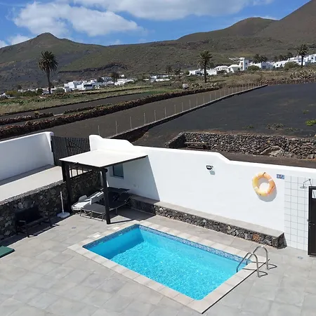 La Tabaiba Alto Tatil Evi Máguez